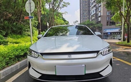 BYD Qin, 2021 год, 2 100 000 рублей, 2 фотография