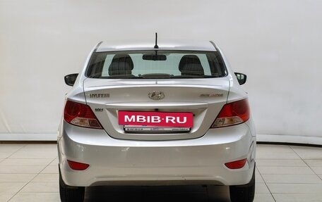 Hyundai Solaris II рестайлинг, 2012 год, 877 000 рублей, 4 фотография