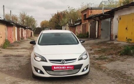 Opel Astra J, 2014 год, 1 100 000 рублей, 12 фотография