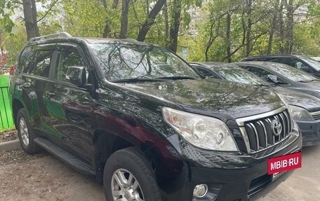 Toyota Land Cruiser Prado 150 рестайлинг 2, 2011 год, 2 865 000 рублей, 3 фотография