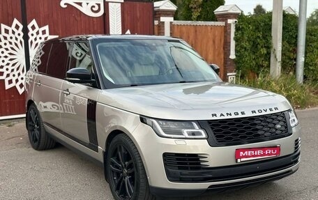 Land Rover Range Rover IV рестайлинг, 2018 год, 8 180 000 рублей, 2 фотография