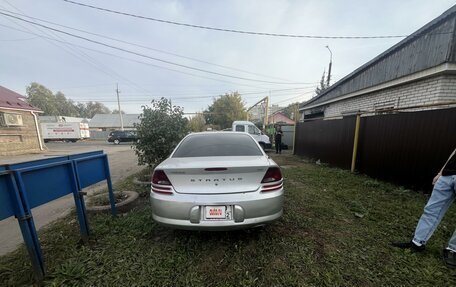 Dodge Stratus II, 2002 год, 330 000 рублей, 4 фотография