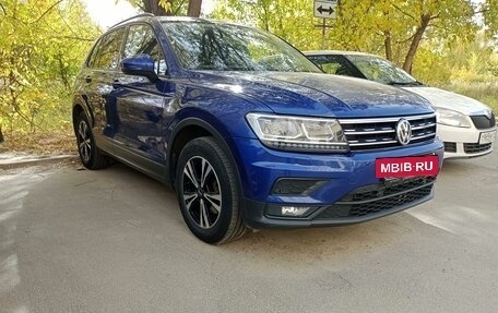 Volkswagen Tiguan II, 2020 год, 2 430 000 рублей, 3 фотография