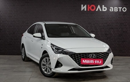 Hyundai Solaris II рестайлинг, 2021 год, 1 800 000 рублей, 3 фотография