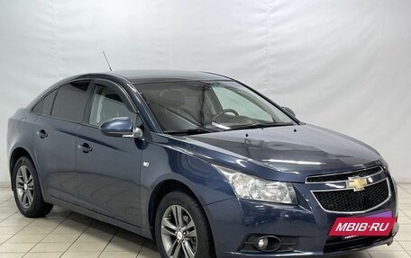 Chevrolet Cruze II, 2011 год, 835 000 рублей, 2 фотография