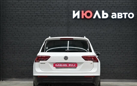 Volkswagen Tiguan II, 2017 год, 2 170 000 рублей, 5 фотография