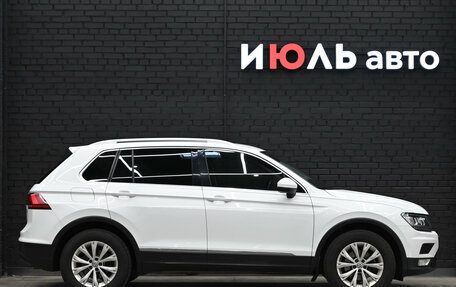 Volkswagen Tiguan II, 2017 год, 2 170 000 рублей, 9 фотография