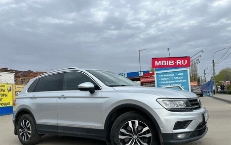 Volkswagen Tiguan II, 2017 год, 2 750 000 рублей, 2 фотография