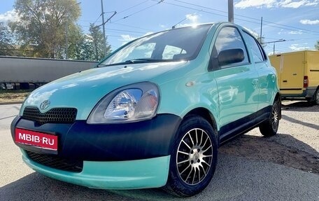 Toyota Yaris I рестайлинг, 2000 год, 430 000 рублей, 1 фотография