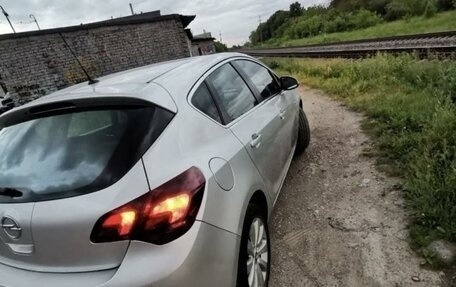 Opel Astra J, 2011 год, 680 000 рублей, 10 фотография