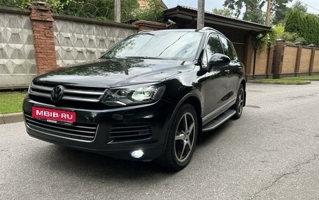 Volkswagen Touareg III, 2012 год, 2 290 000 рублей, 1 фотография