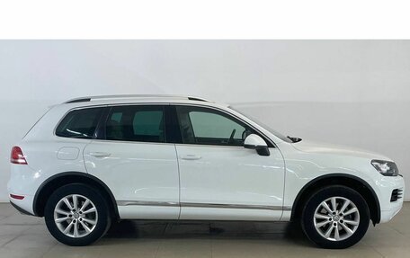 Volkswagen Touareg III, 2013 год, 2 145 000 рублей, 8 фотография