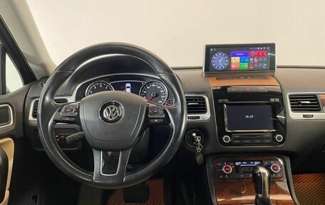 Volkswagen Touareg III, 2013 год, 2 145 000 рублей, 11 фотография