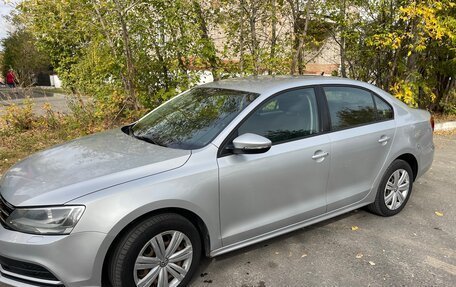 Volkswagen Jetta VI, 2015 год, 1 300 000 рублей, 12 фотография