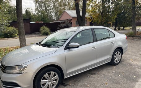 Volkswagen Jetta VI, 2015 год, 1 300 000 рублей, 24 фотография