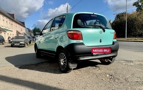 Toyota Yaris I рестайлинг, 2000 год, 430 000 рублей, 2 фотография