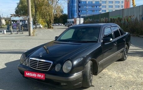 Mercedes-Benz E-Класс, 2001 год, 550 000 рублей, 2 фотография