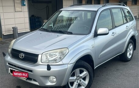 Toyota RAV4, 2004 год, 1 250 000 рублей, 3 фотография