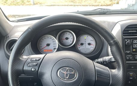 Toyota RAV4, 2004 год, 1 250 000 рублей, 11 фотография