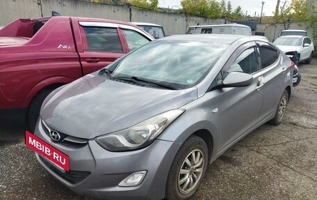 Hyundai Elantra V, 2012 год, 705 000 рублей, 2 фотография