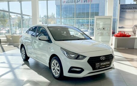 Hyundai Solaris II рестайлинг, 2017 год, 1 385 000 рублей, 3 фотография