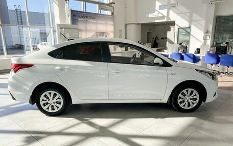 Hyundai Solaris II рестайлинг, 2017 год, 1 385 000 рублей, 4 фотография