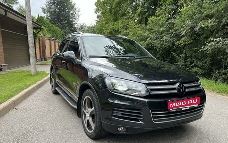 Volkswagen Touareg III, 2012 год, 2 290 000 рублей, 3 фотография