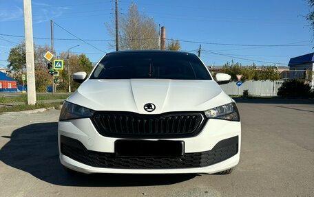 Skoda Rapid II, 2021 год, 1 600 000 рублей, 1 фотография