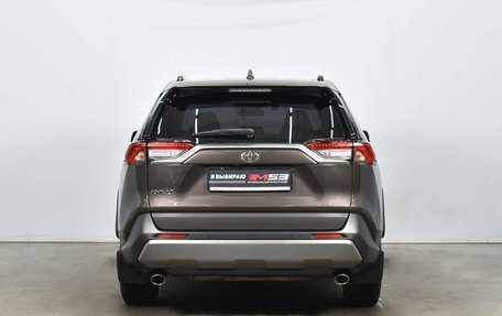 Toyota RAV4, 2019 год, 3 335 995 рублей, 5 фотография