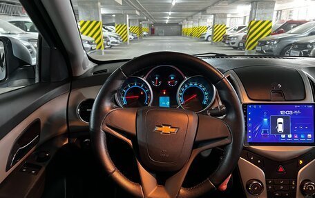 Chevrolet Cruze II, 2013 год, 949 000 рублей, 13 фотография