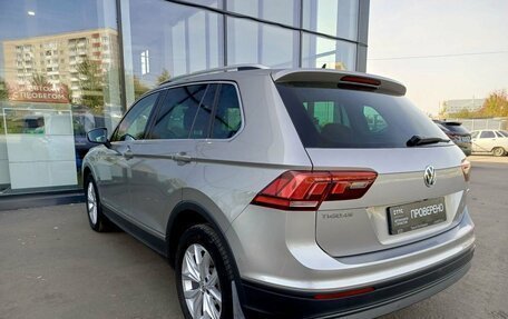 Volkswagen Tiguan II, 2018 год, 3 432 000 рублей, 7 фотография