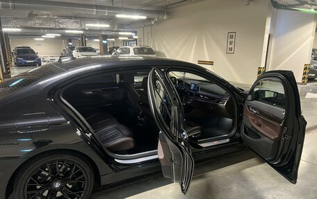 BMW 7 серия, 2016 год, 4 350 000 рублей, 10 фотография