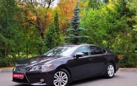 Lexus ES VII, 2013 год, 2 378 000 рублей, 1 фотография