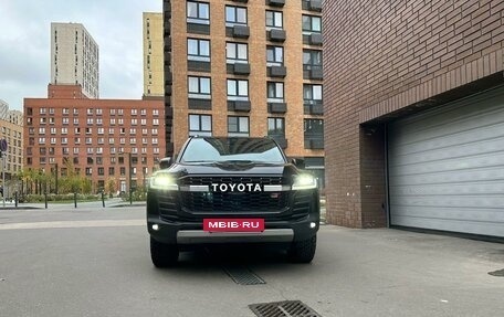 Toyota Land Cruiser, 2021 год, 11 300 000 рублей, 2 фотография