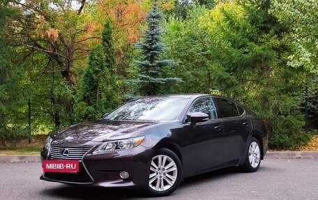 Lexus ES VII, 2013 год, 2 378 000 рублей, 2 фотография