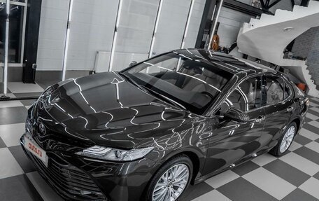 Toyota Camry, 2019 год, 3 400 000 рублей, 2 фотография