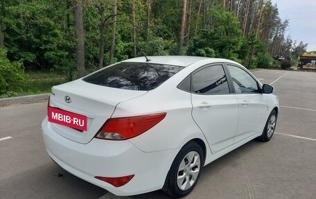 Hyundai Solaris II рестайлинг, 2016 год, 1 000 000 рублей, 17 фотография