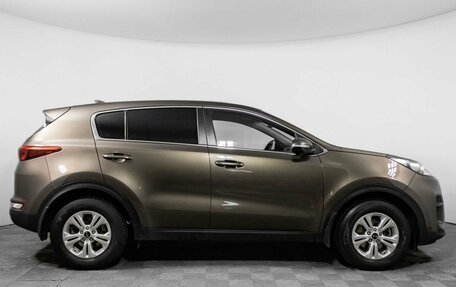 KIA Sportage IV рестайлинг, 2018 год, 1 870 000 рублей, 4 фотография