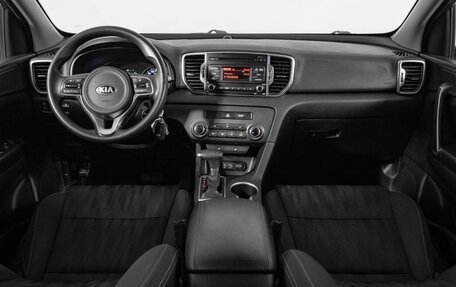 KIA Sportage IV рестайлинг, 2018 год, 1 870 000 рублей, 15 фотография