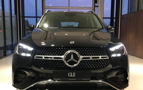 Mercedes-Benz GLE, 2023 год, 18 900 900 рублей, 2 фотография