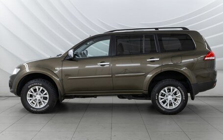 Mitsubishi Pajero Sport II рестайлинг, 2014 год, 2 438 000 рублей, 4 фотография