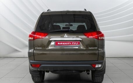 Mitsubishi Pajero Sport II рестайлинг, 2014 год, 2 438 000 рублей, 6 фотография