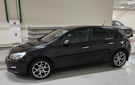 Opel Astra J, 2013 год, 1 100 000 рублей, 10 фотография