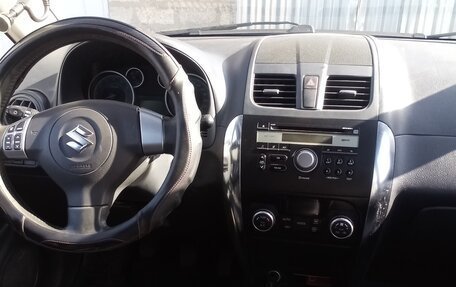 Suzuki SX4 II рестайлинг, 2010 год, 720 000 рублей, 9 фотография