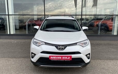 Toyota RAV4, 2018 год, 2 850 000 рублей, 2 фотография