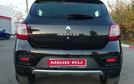 Renault Sandero II рестайлинг, 2015 год, 900 000 рублей, 4 фотография