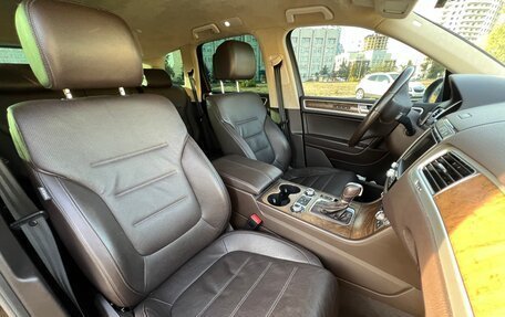 Volkswagen Touareg III, 2016 год, 3 350 000 рублей, 9 фотография