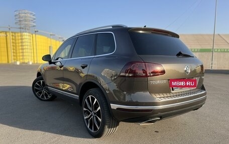 Volkswagen Touareg III, 2016 год, 3 350 000 рублей, 3 фотография