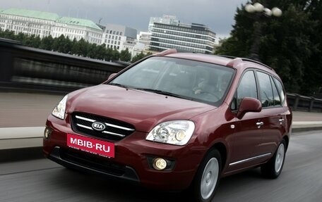 KIA Carens III (RP), 2010 год, 800 000 рублей, 1 фотография