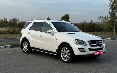 Mercedes-Benz M-Класс, 2011 год, 1 950 000 рублей, 1 фотография